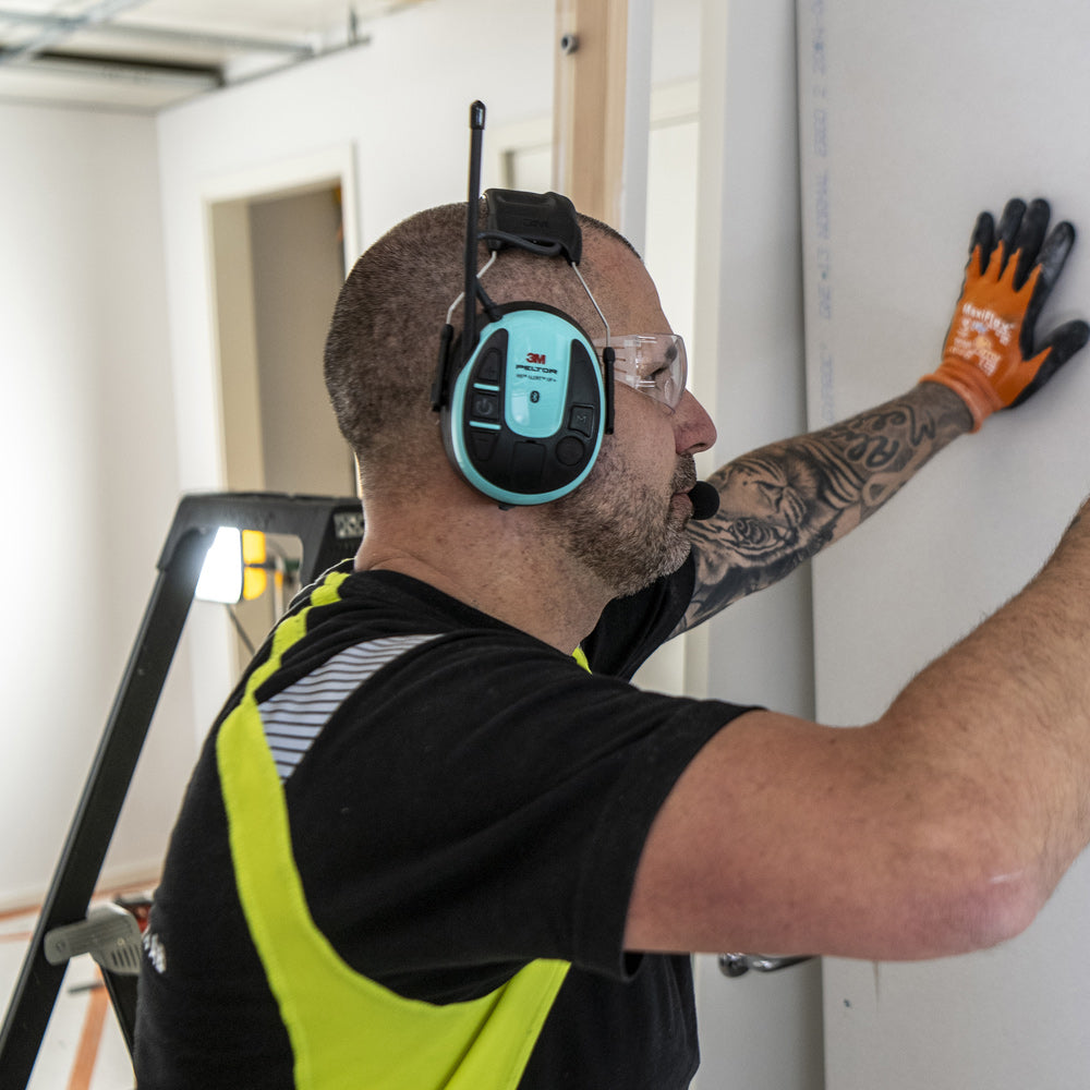 3M™ PELTOR™ WS ALERT XP+ Bluetooth FM Radio Headband Headset